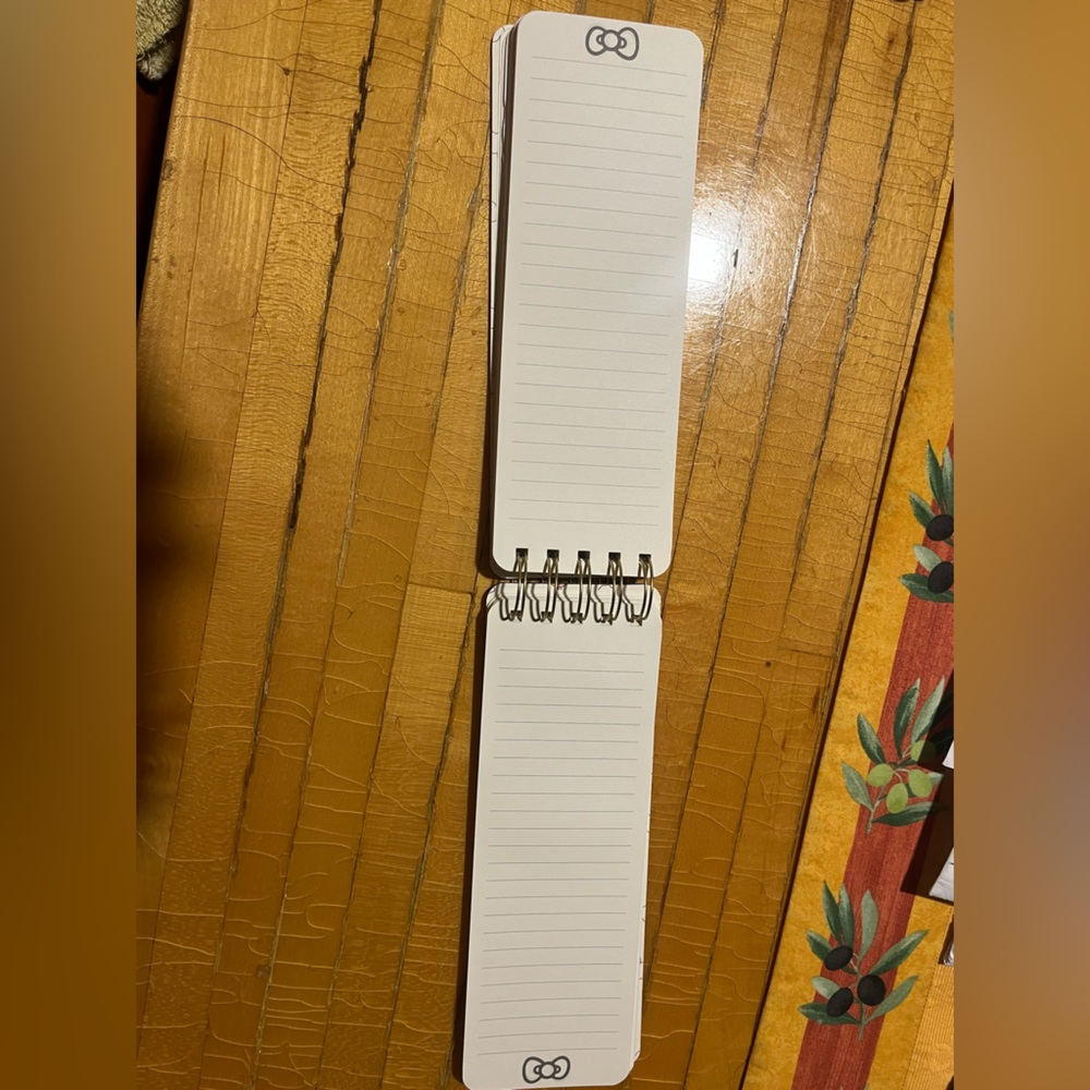 Hello Kitty Pink Long Ractangular Spiral Notebook NEW - Picture 3 of 4